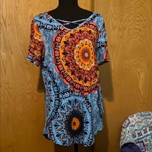 🎉SALE🎉$15 or 3 for $30🎉Colorful Mandala Print Top